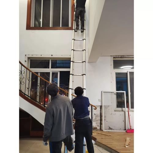 爬墙哪种最好,爬墙用什么梯子