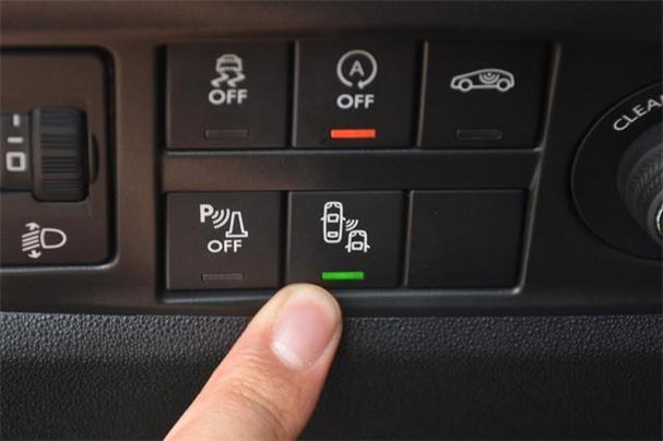 汽车push开关是什么意思,汽车push开关是什么意思ac