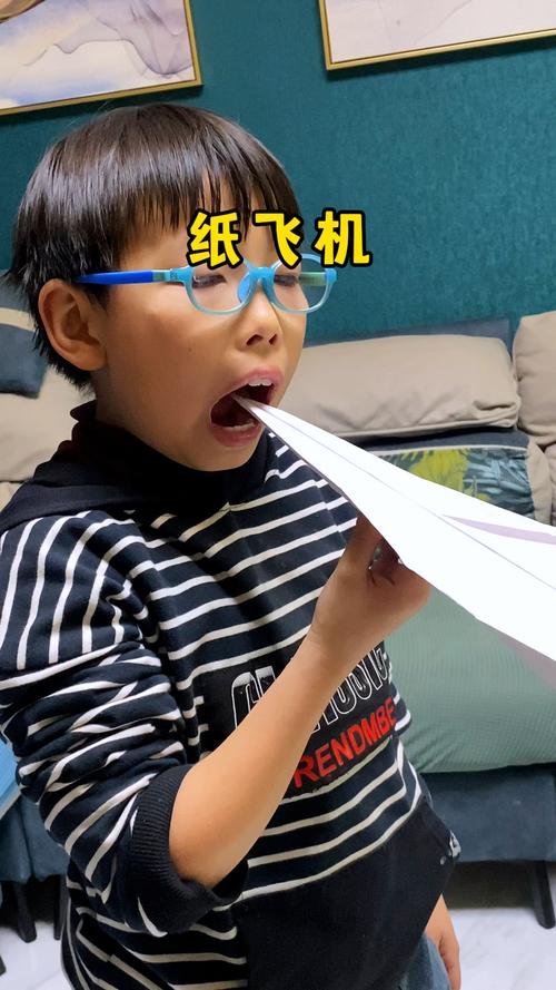 关于纸上飞机大战怎么玩的信息