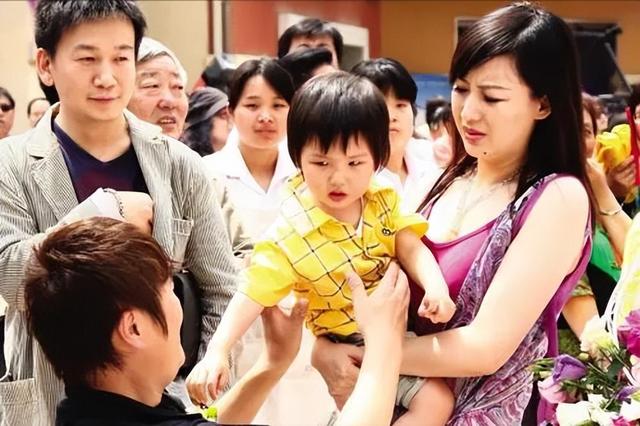 孙楠与买红妹有几个孩子(孙楠前妻买红妹现任丈夫是谁照片)
