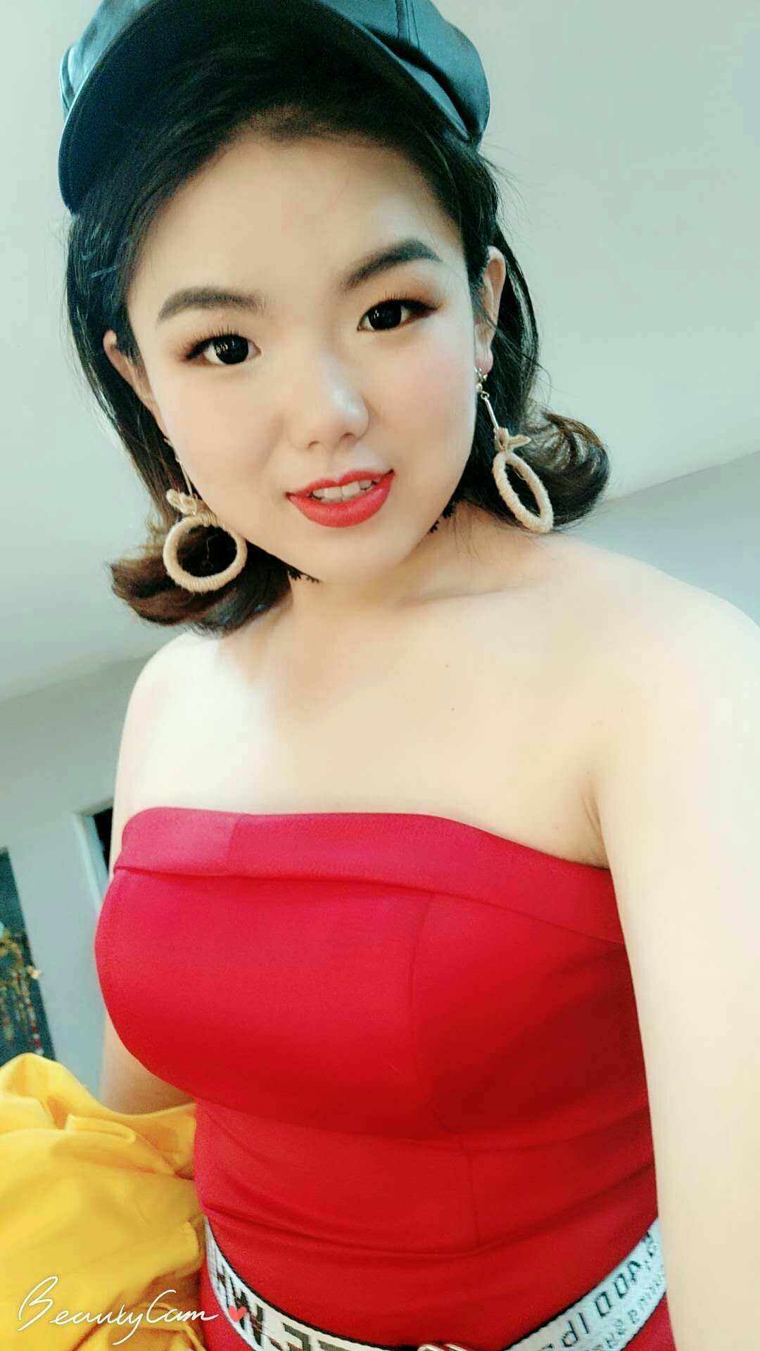 Uc搜索www你会感谢我的免费的简单介绍