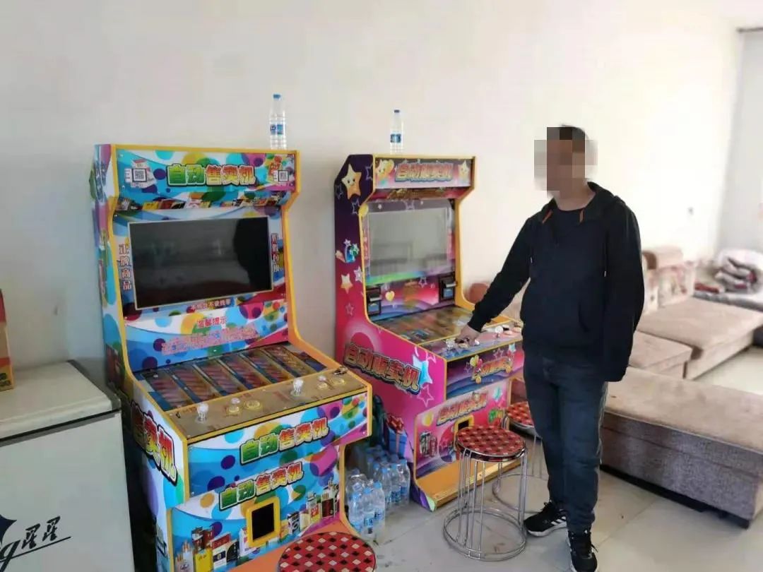 老虎投币游戏机赌博(老虎机投游戏币犯法吗)