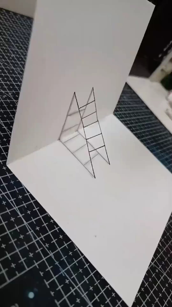 梯子怎么画简笔画立体-梯子怎么画简笔画立体图片