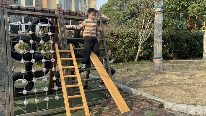 安吉梯子搭建自主游戏视频-安吉游戏梯子玩法和规则图片