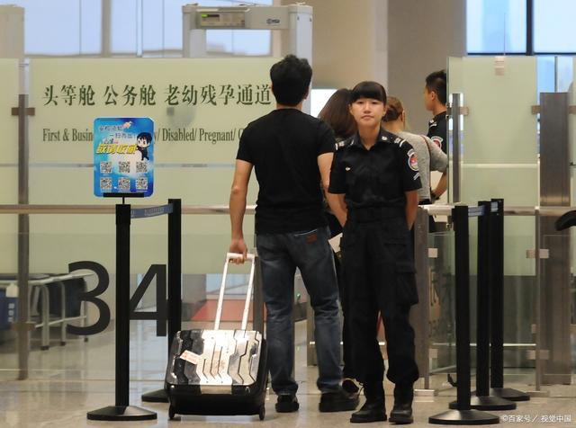 从国外寄的包裹被海关扣了怎么办-从国外寄的包裹被海关扣了怎么办呢